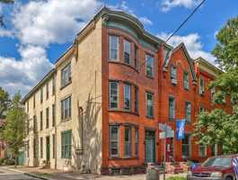 featured image of 208 Hamilton St