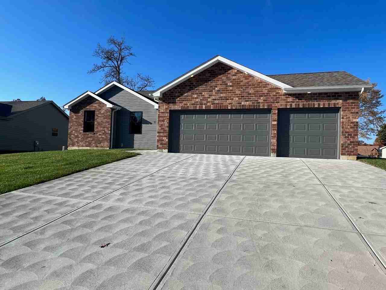 5 Oak Hill Ter - Photo 2 of 17