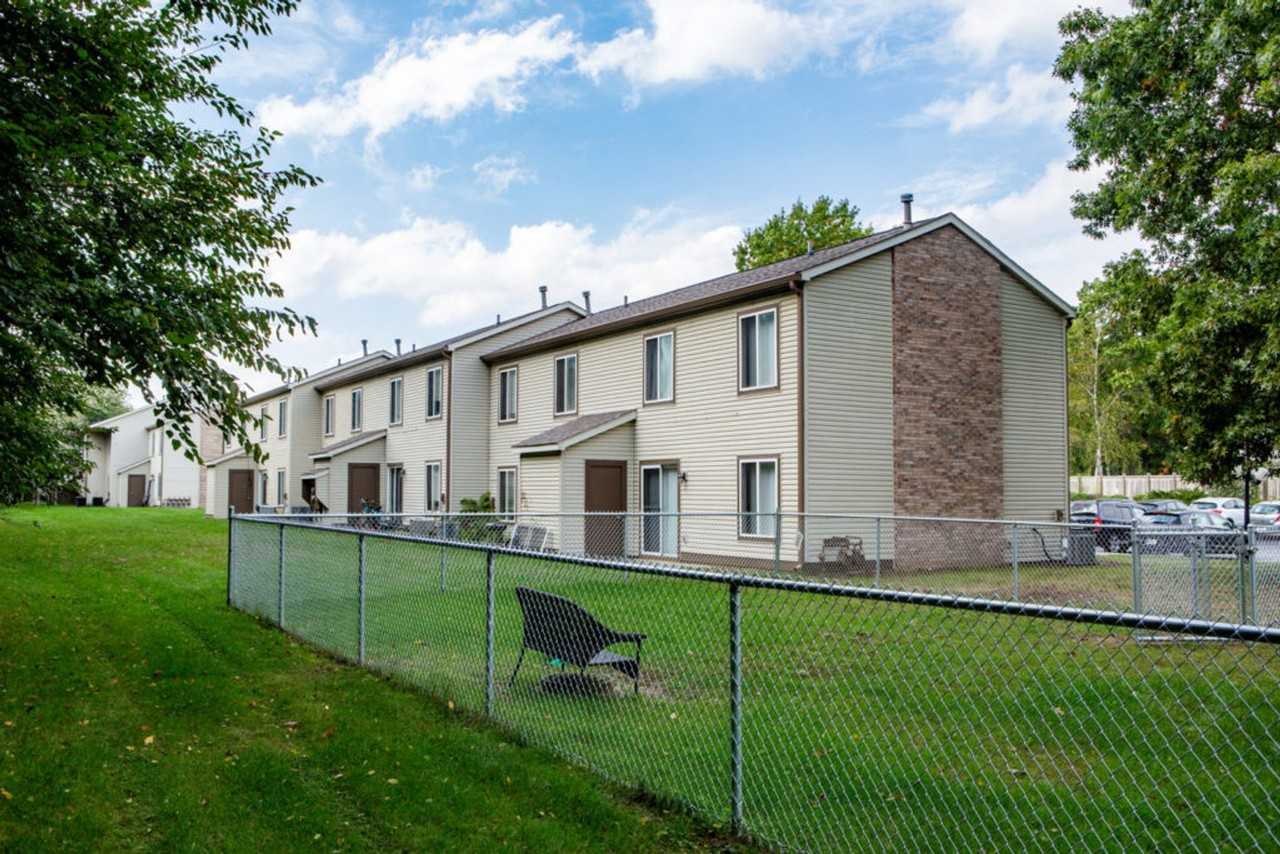 The Retreat Apartment Homes - Photo 3 of 48