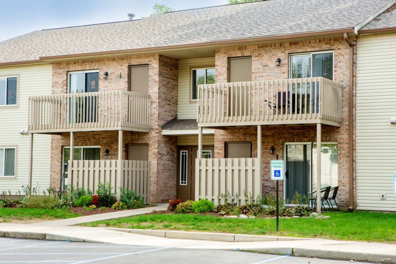 The Retreat Apartment Homes - Photo 4 of 48