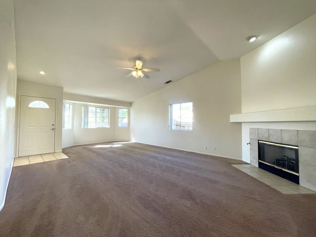 44842 Ramona Ave - Photo 2 of 20