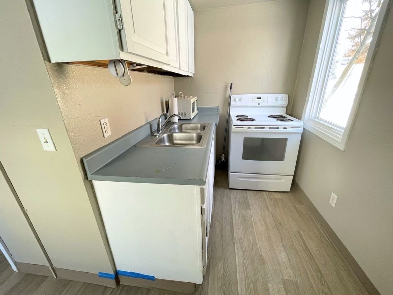 3506 Wyoming Drive - Photo 3 of 17