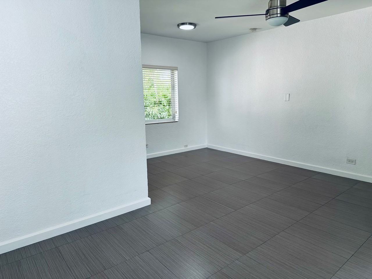 2901 Riomar St #206 - Photo 3 of 6