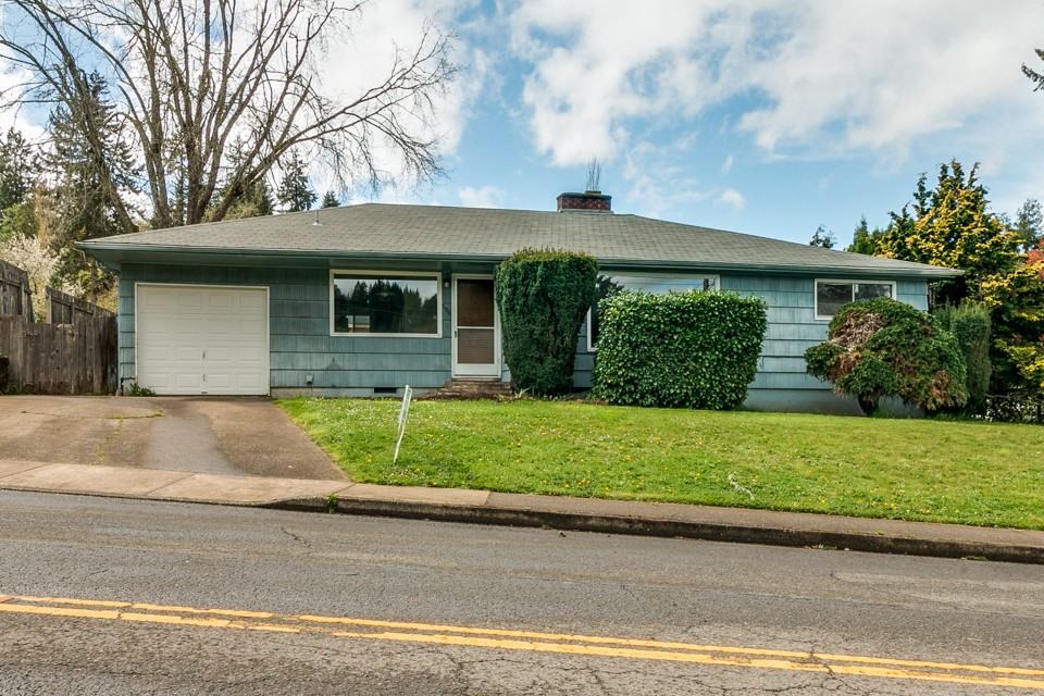 3910 Hilyard St - Photo 2 of 17