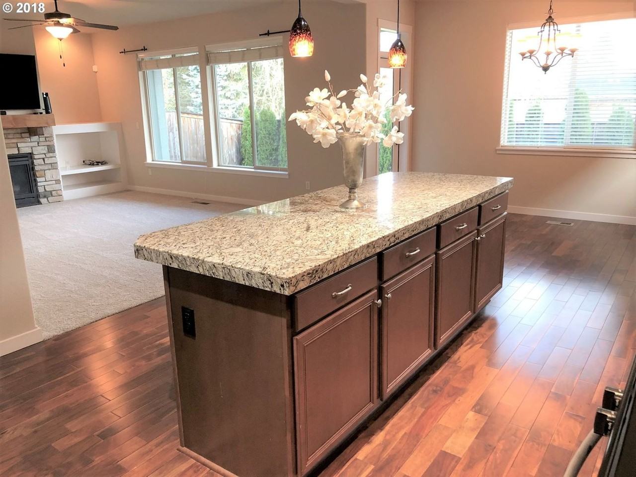 16123 Sw Medallion Ln - Photo 5 of 24