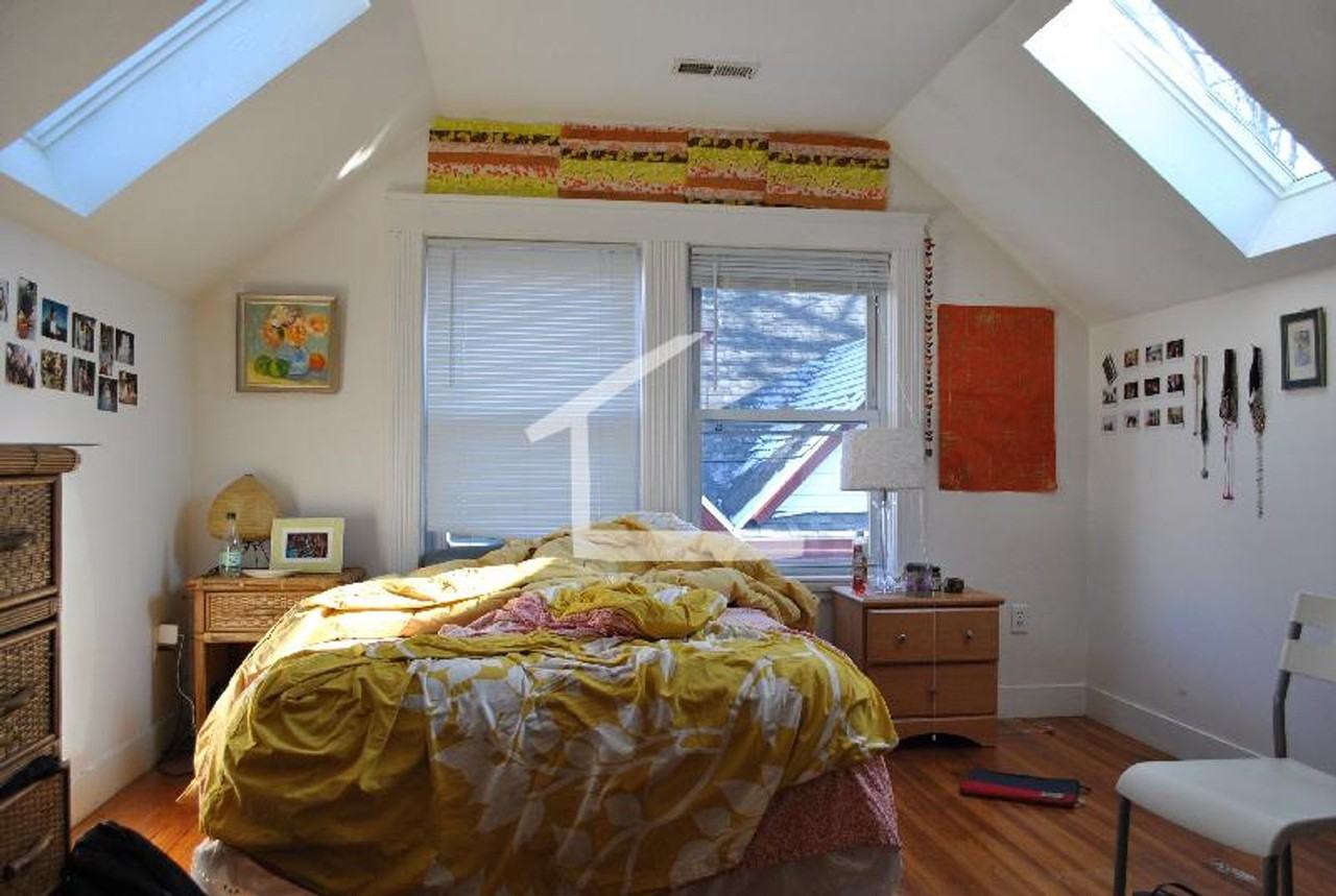51 Gardner St - Photo 5 of 12