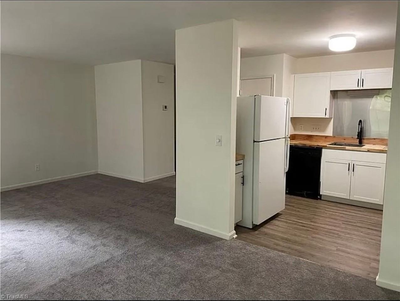 4336 Edith Ln Apt H - Photo 5 of 8