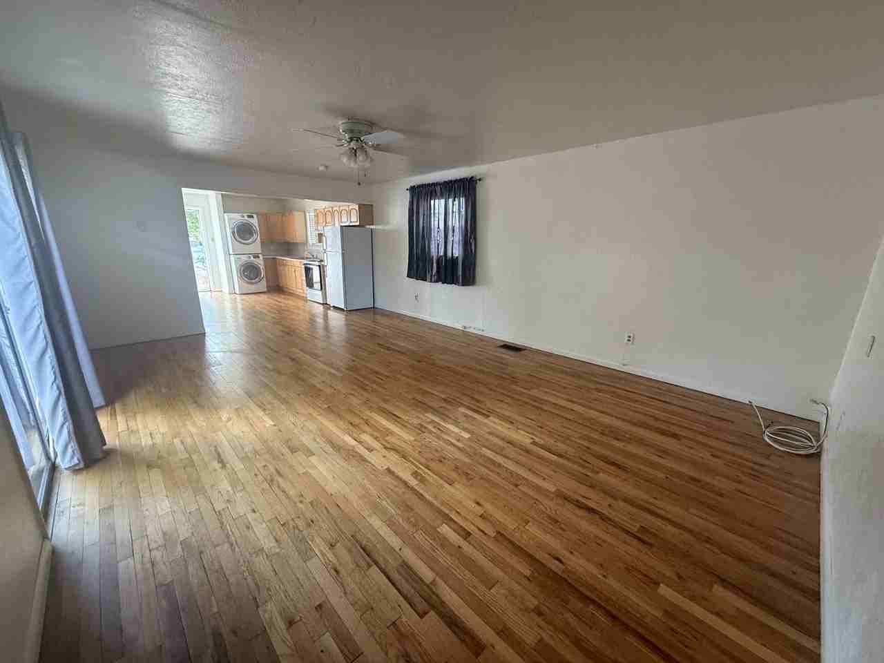 1253 E Mesa Ave #A - Photo 5 of 8