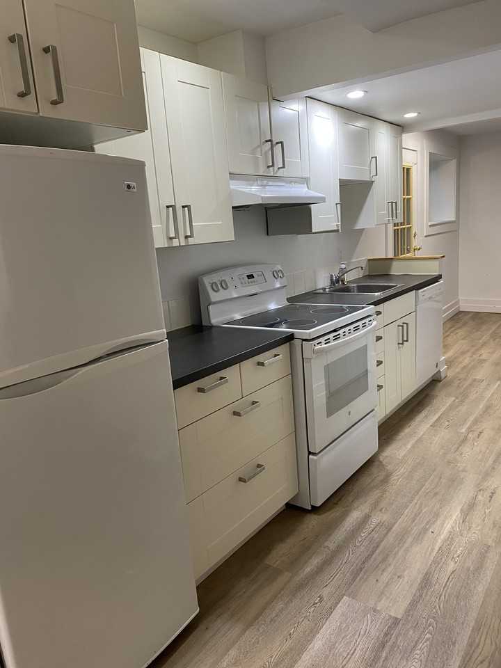 316 Simpson Street - Photo 2 of 7