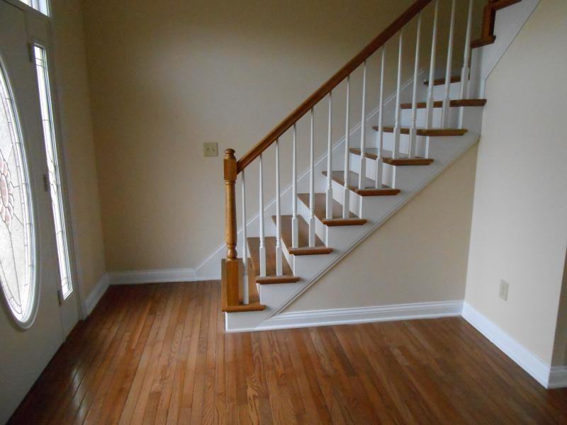 112 Jersey Ct - Photo 3 of 20