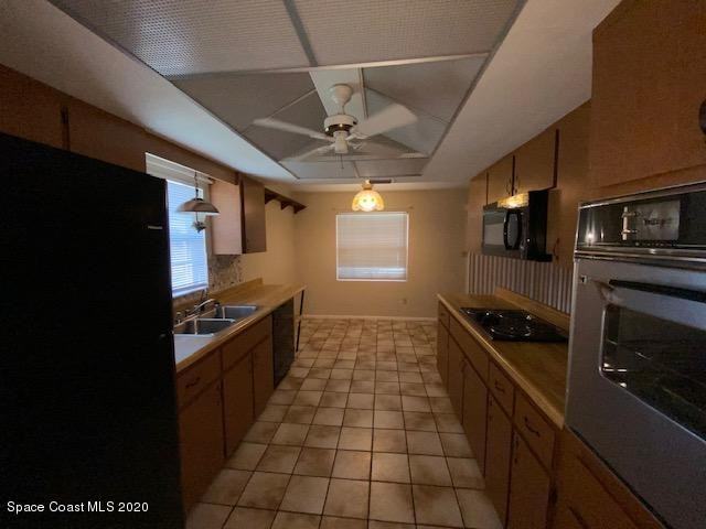 1524 Ransom Dr - Photo 3 of 14