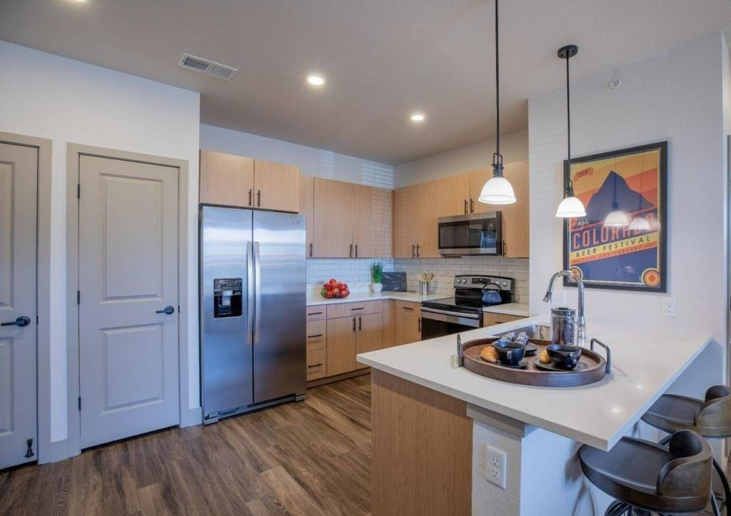 4343 S Picadilly St - Photo 2 of 15