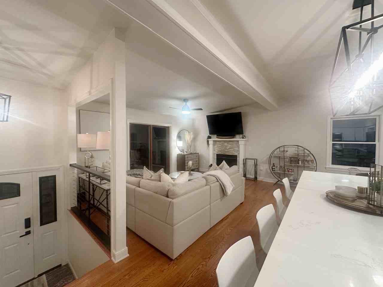 30 Terry Rd - Photo 3 of 25