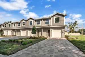 featured image of 460 N 1st Ave