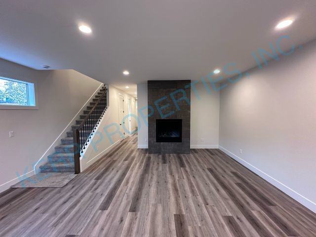 39755 Pleasant St - Photo 2 of 18