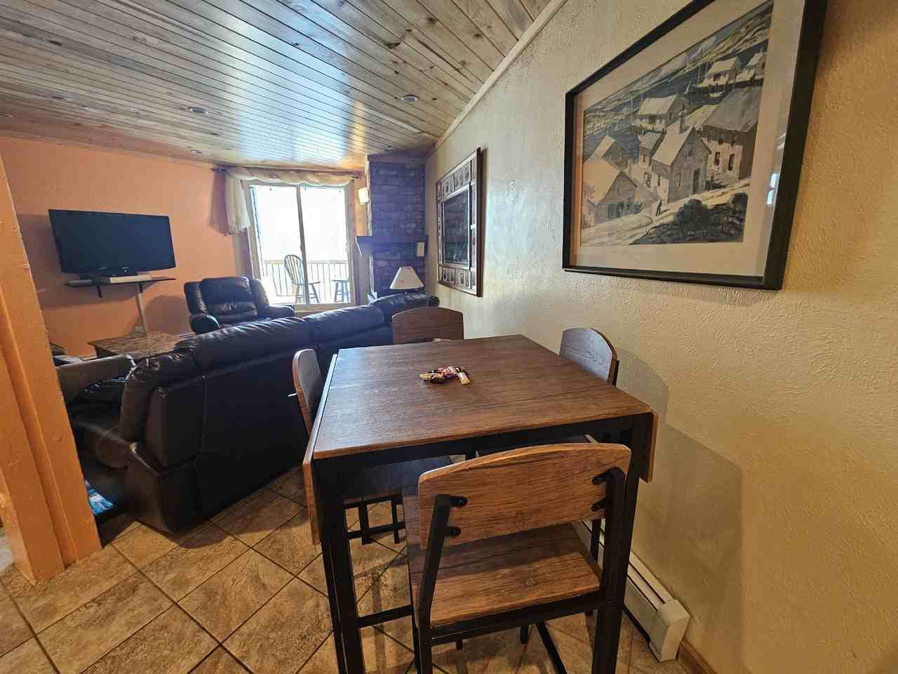 2400 Lodge Pole Cir - Photo 6 of 11