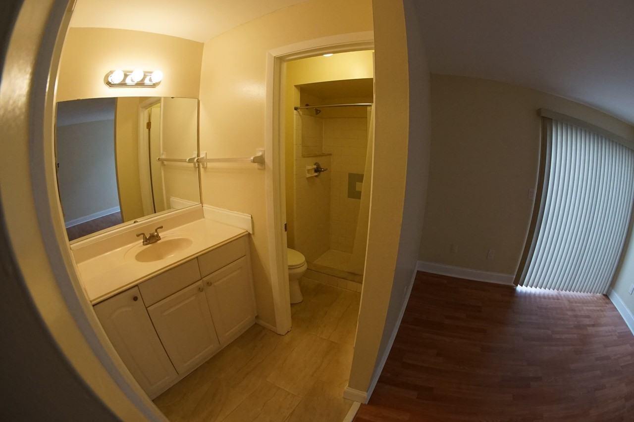 6158 Sandcrest Circle - Photo 5 of 11