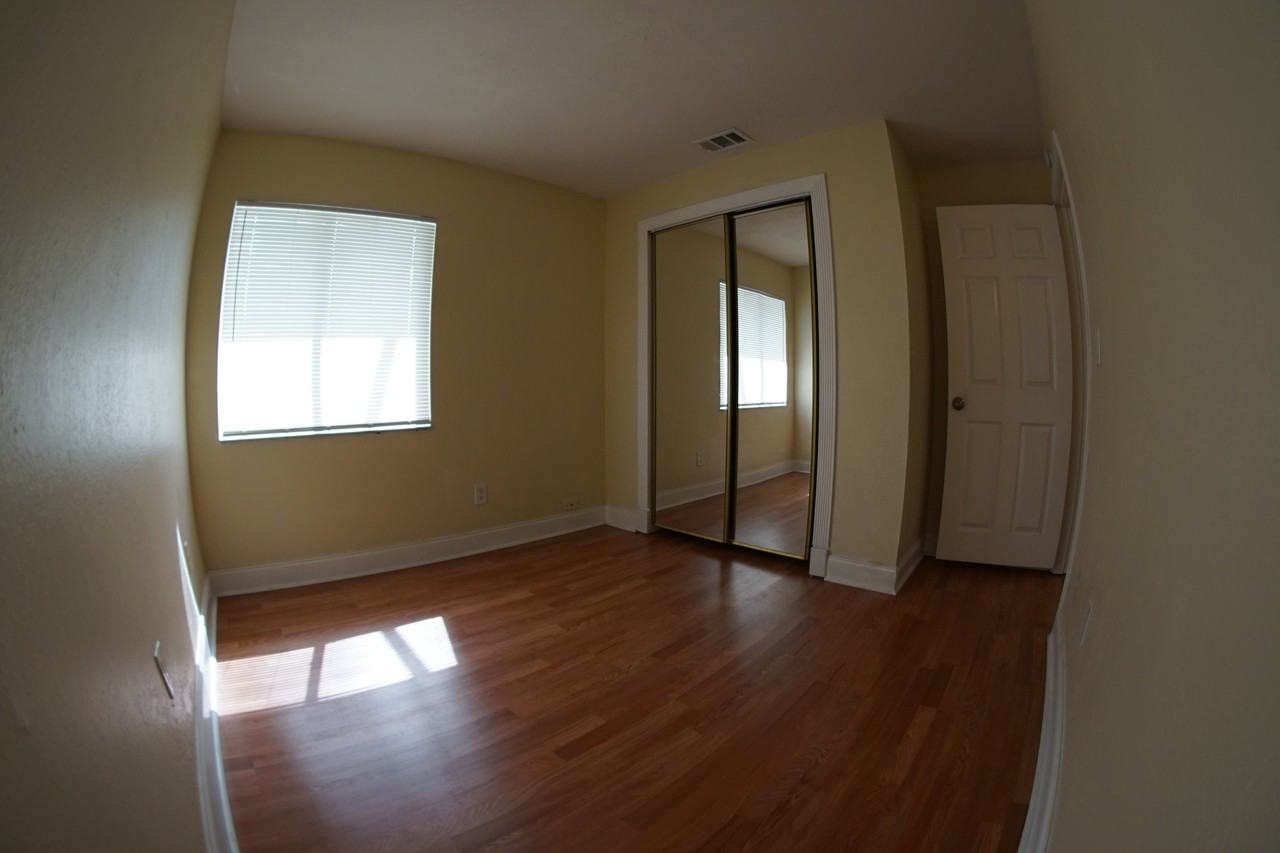 6158 Sandcrest Circle - Photo 7 of 11