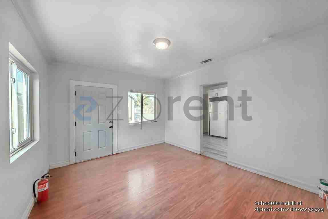 1726 W 55th St - Photo 2 of 16