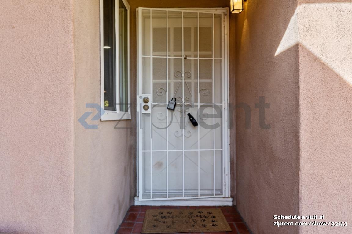 914 Valencia Dr - Photo 4 of 22