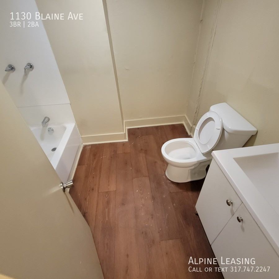 1130 Blaine Ave - Photo 3 of 7