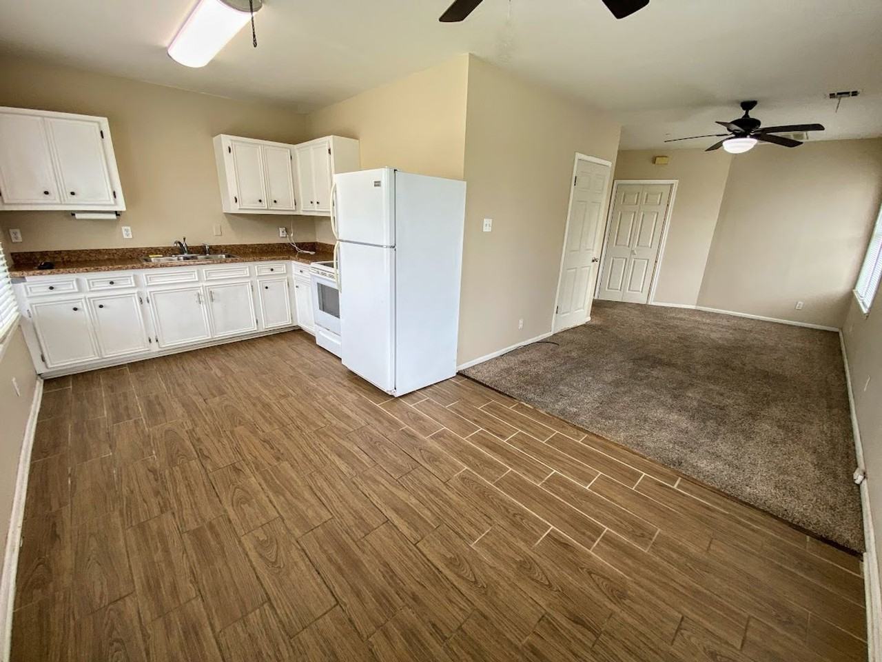405 East St - Photo 5 of 13