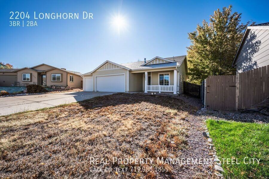 2204 Longhorn Dr - Photo 2 of 32