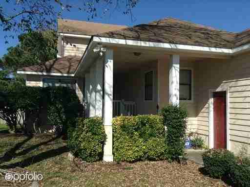 216 Nantucket Ct - Photo 2 of 29