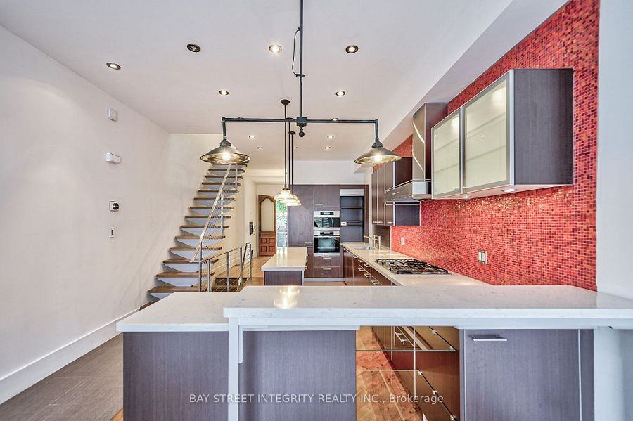 17 Frankdale Avenue - Photo 3 of 16