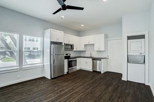 featured image of 225 N Everton St