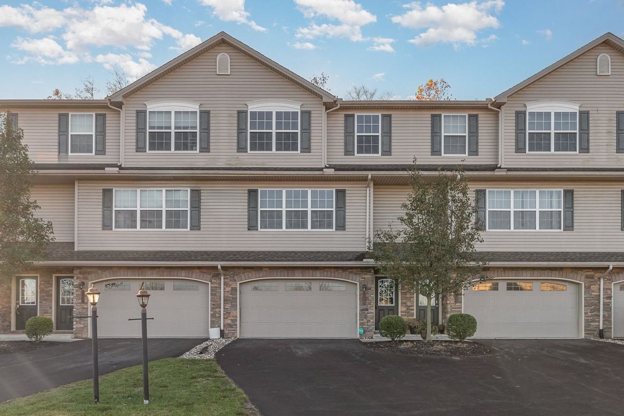 158 Old Schoolhouse Ln - Photo 3 of 29