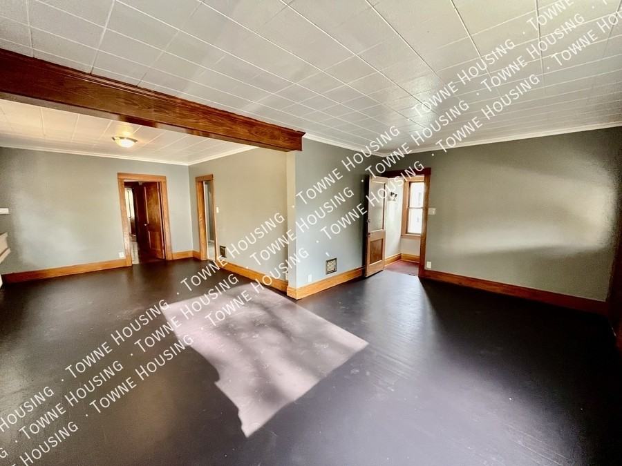 16 Lorraine Ave - Photo 3 of 20