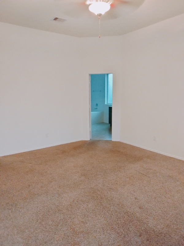 23818 San Barria Dr - Photo 6 of 18