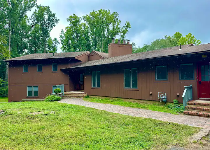 180 Hartshorne Rd - Photo 2 of 17