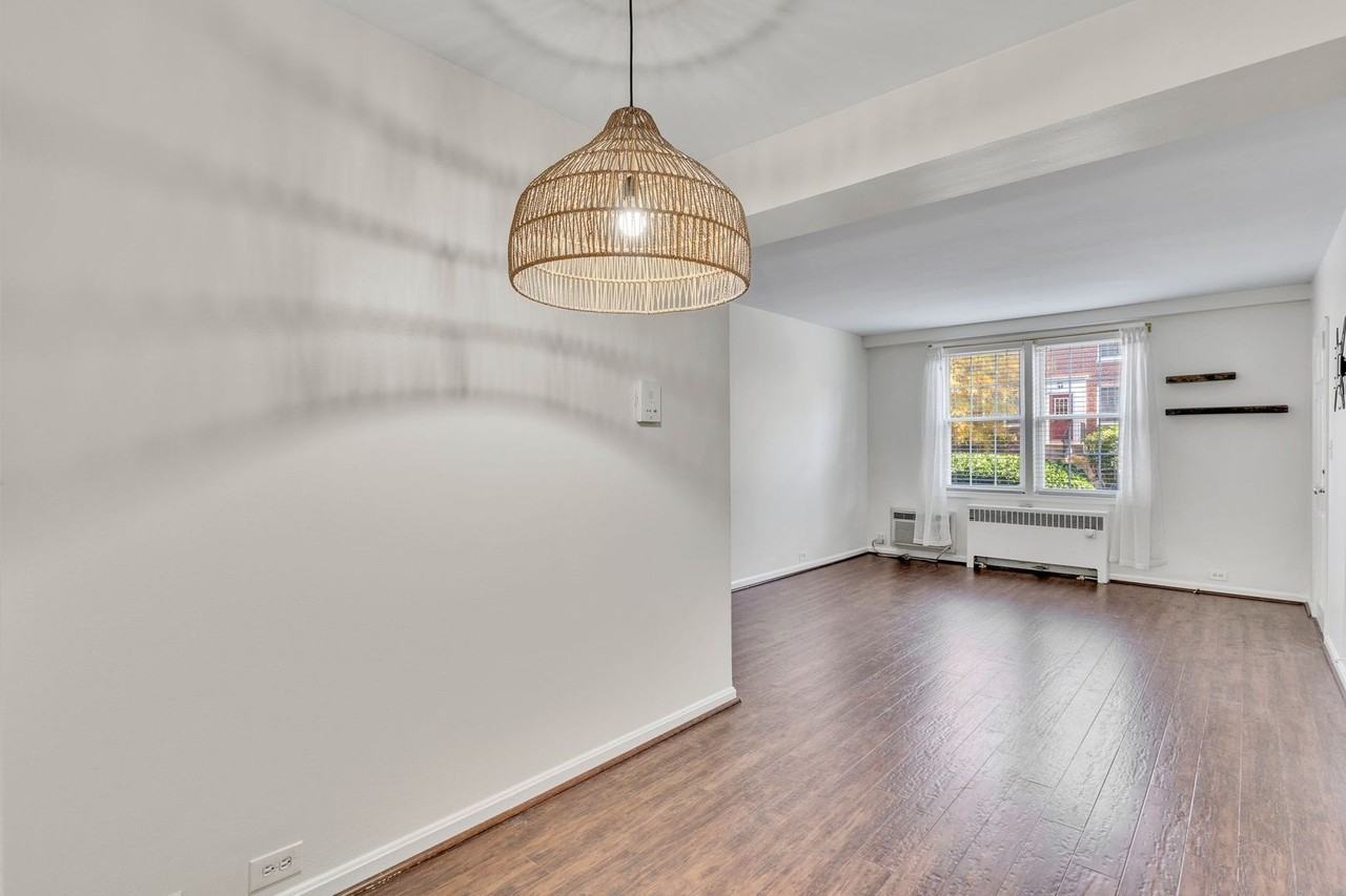 220 N Thomas St - Photo 7 of 19