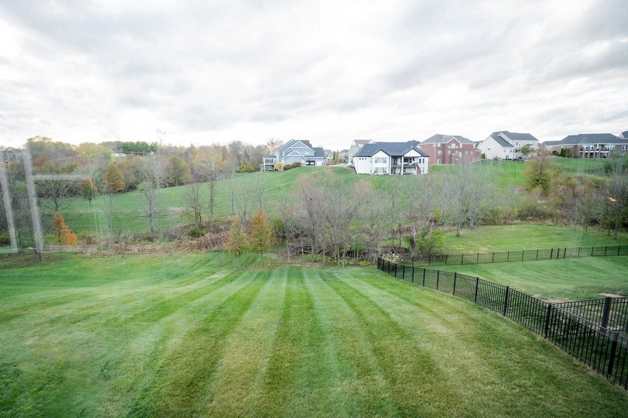 14989 Prat Ct - Photo 3 of 25
