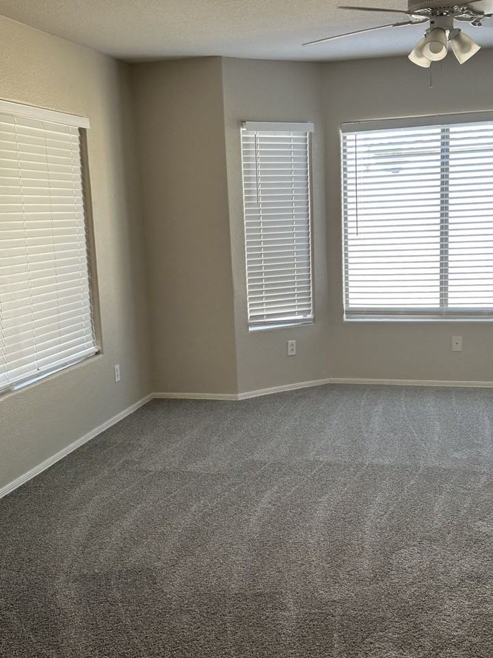 3832 E Wyatt Way - Photo 4 of 7
