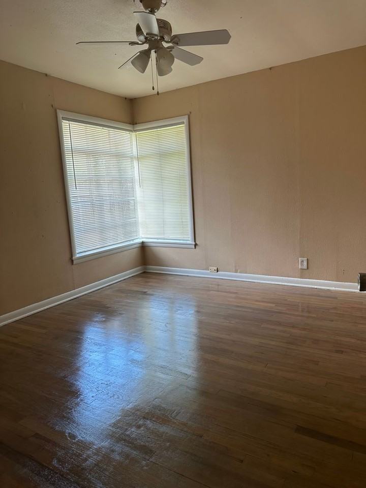 1516 Walnut Ave - Photo 7 of 15