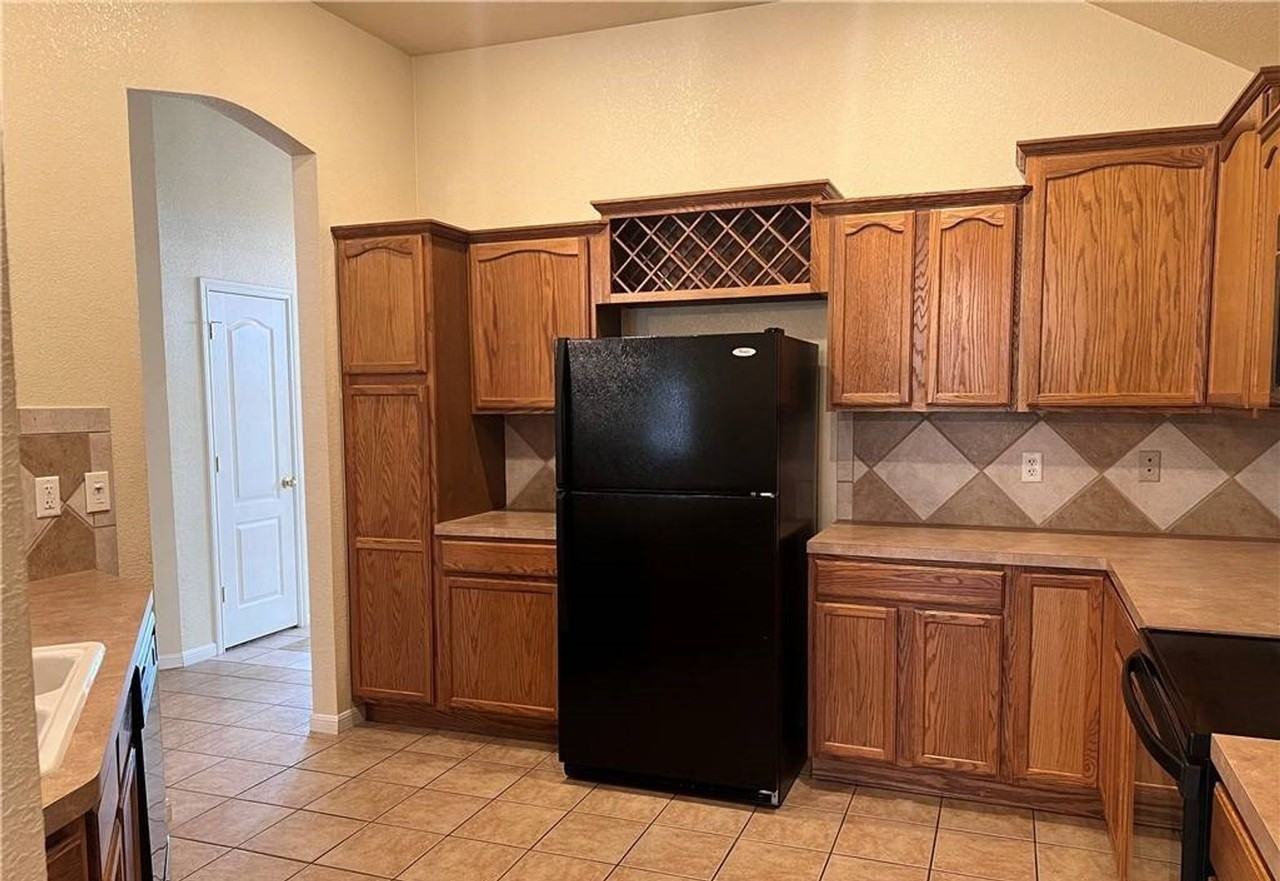 2009 Herald Dr - Photo 2 of 17