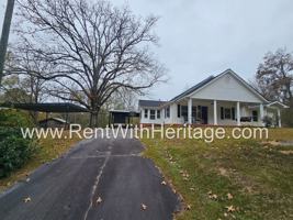 featured image of 7477 Post Rd