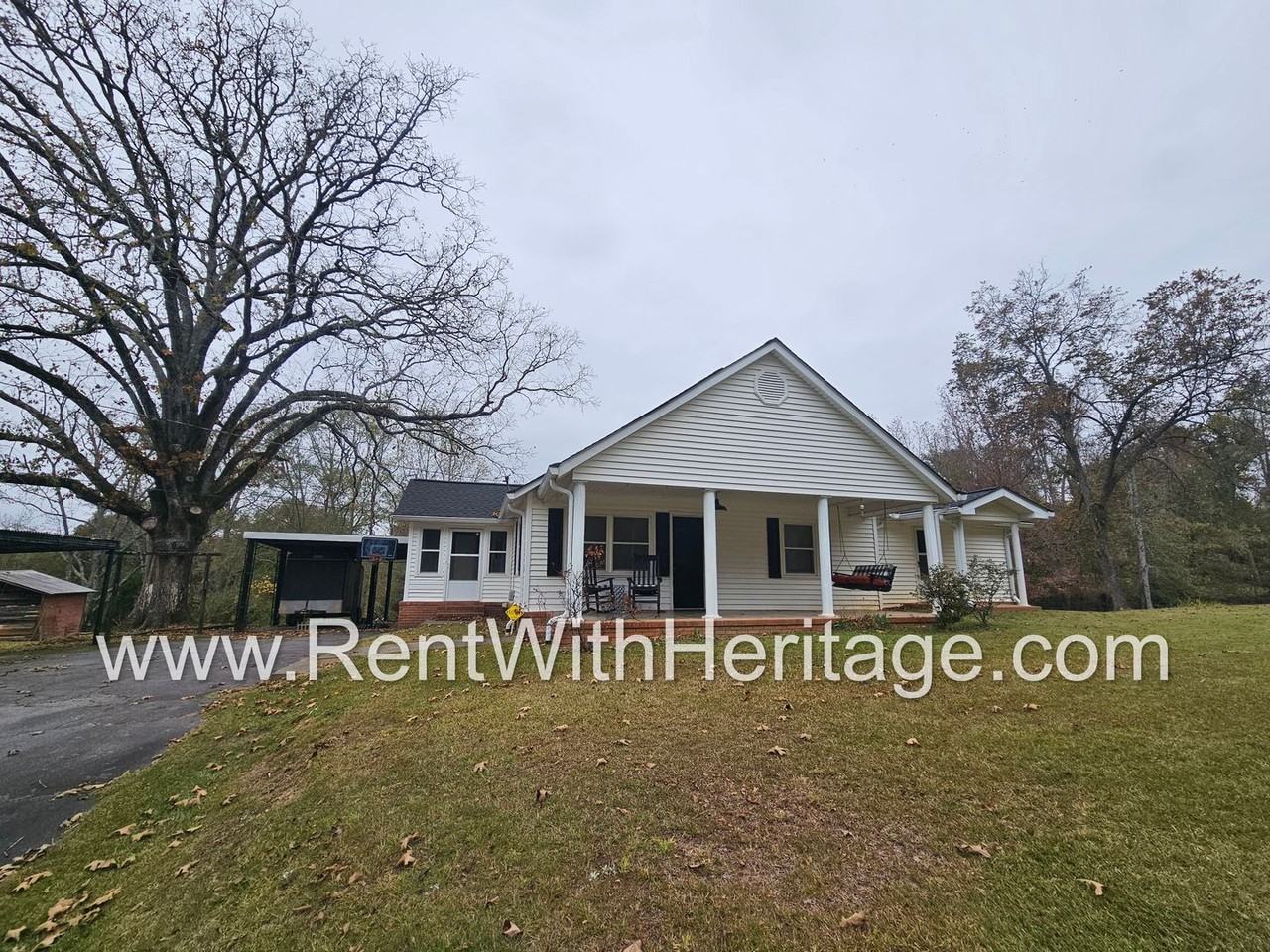 7477 Post Rd - Photo 2 of 31