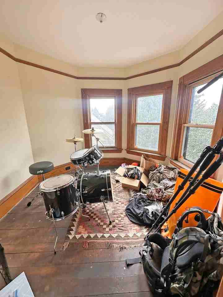 132 N Willard St - Photo 7 of 27