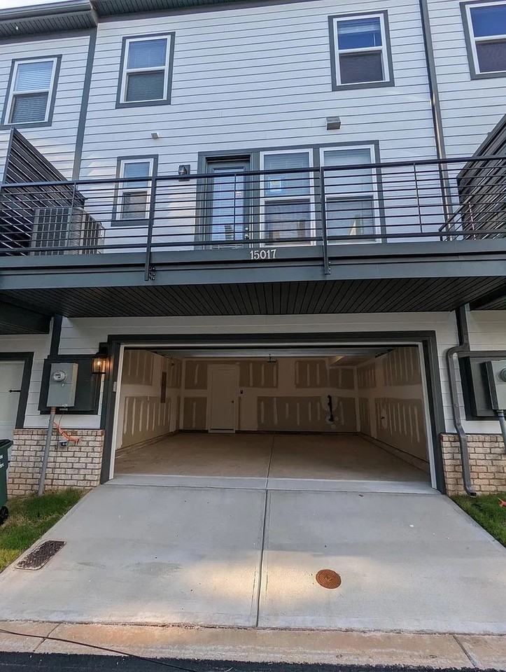 15017 Bayou Dr - Photo 7 of 25