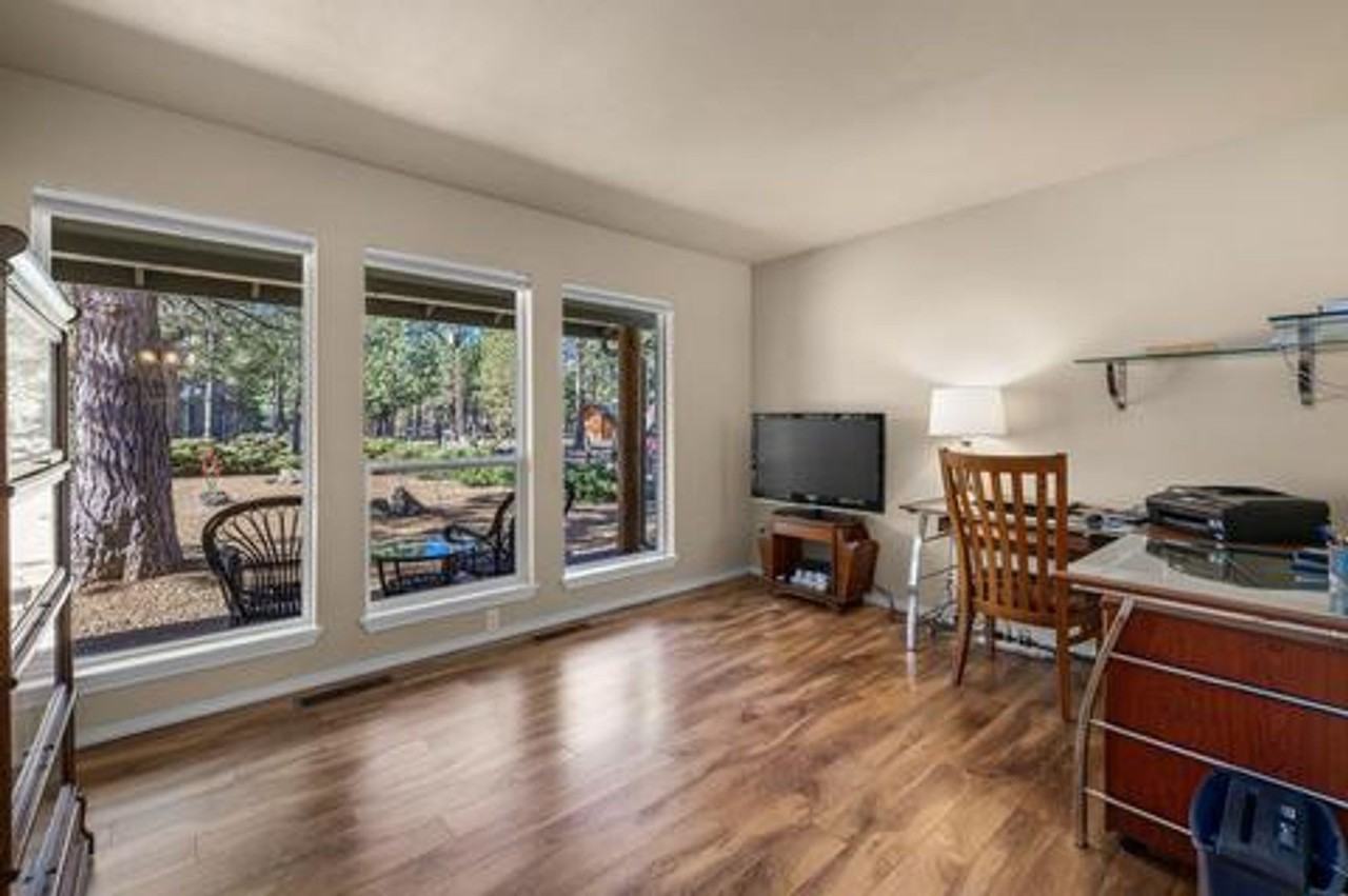 53120 Sunrise Ct - Photo 5 of 24