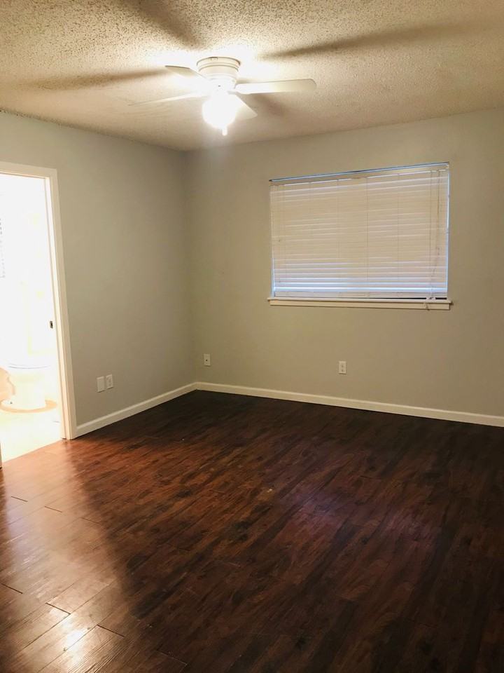 4915 56th St - Photo 2 of 22