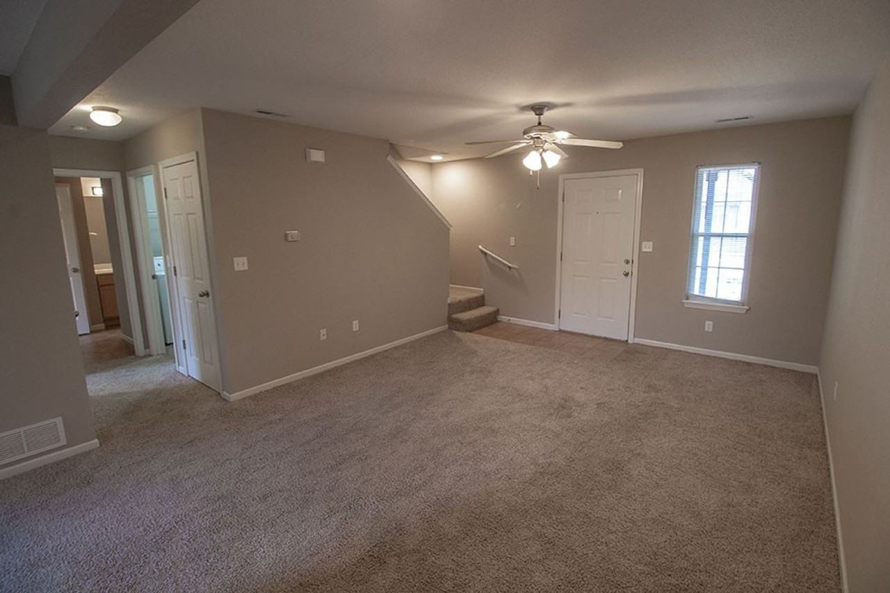 4007 Snowy Owl Dr - Photo 6 of 39