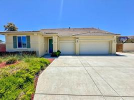 featured image of 34726 Yellow Root St