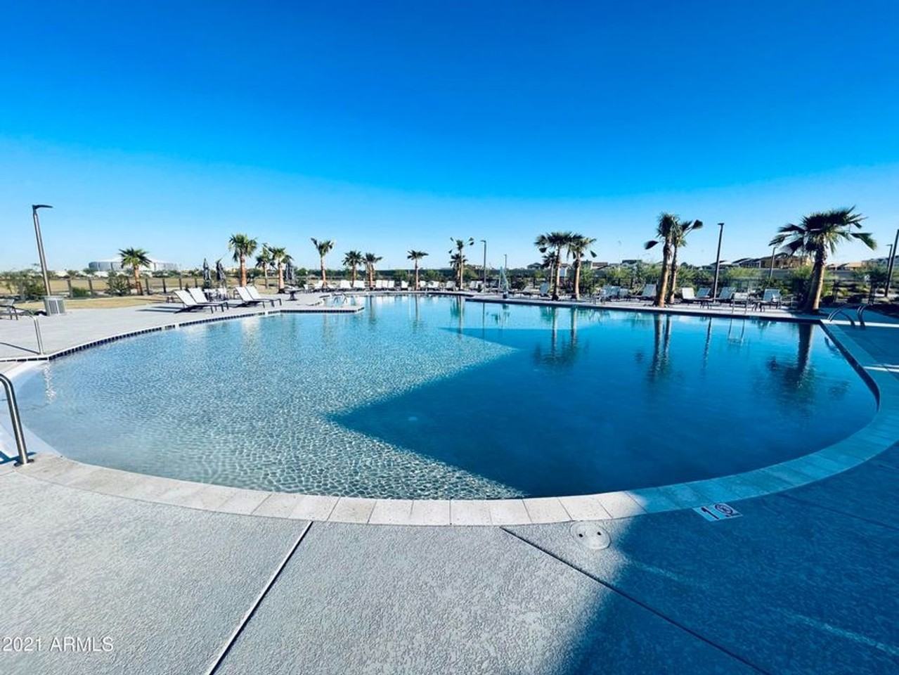 8955 W Solano Dr - Photo 3 of 29