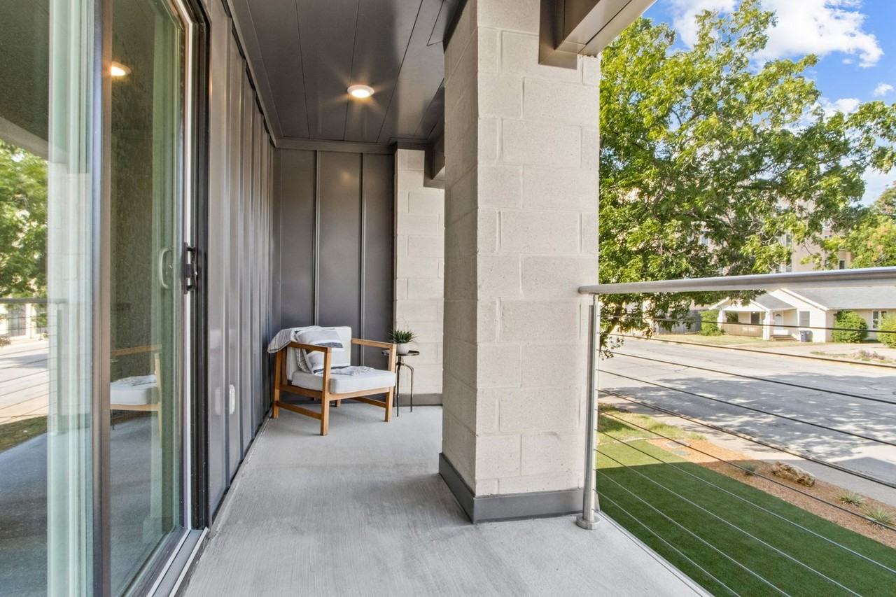 3228 S University Dr - Photo 7 of 19