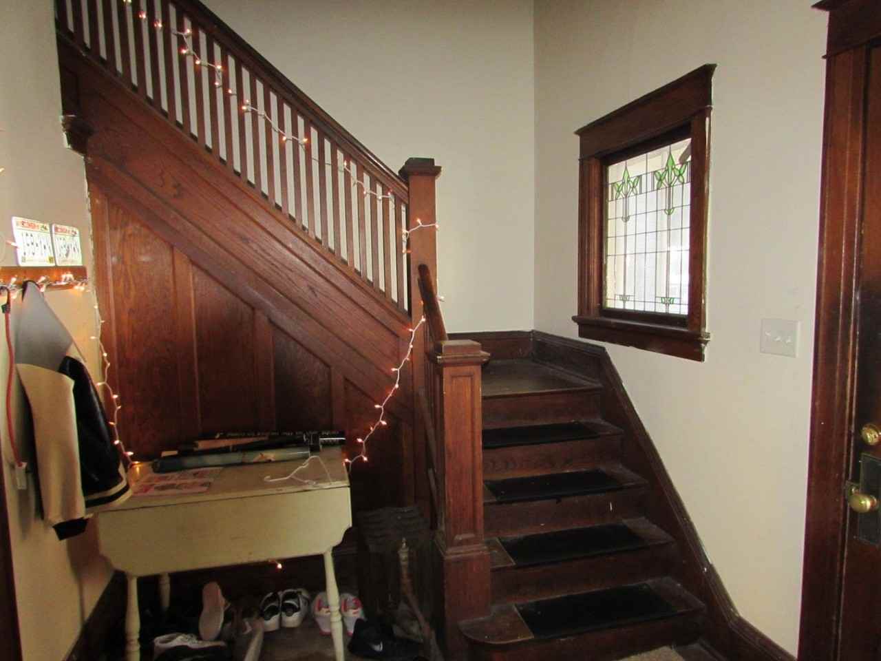537 W Doty St - Photo 6 of 24